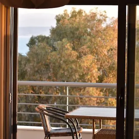 Beachfront Penthouse With Seaview