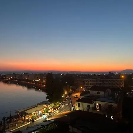 Διαμέρισμα Beachfront Penthouse With Seaview