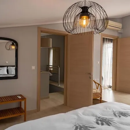 Beachfront Penthouse With Seaview