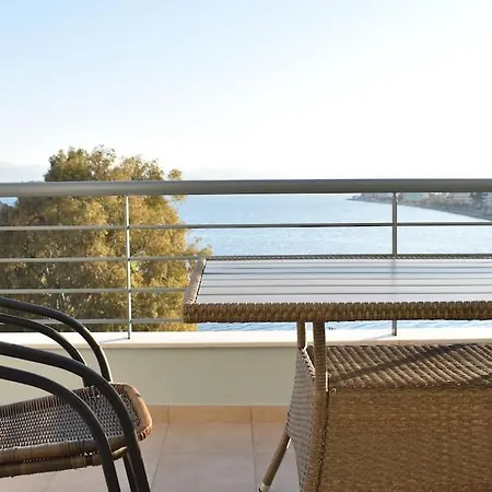 Διαμέρισμα Beachfront Penthouse With Seaview Λευκαντί