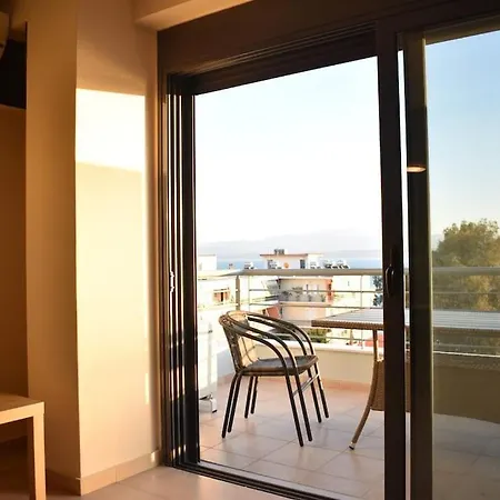Beachfront Penthouse With Seaview * Λευκαντί